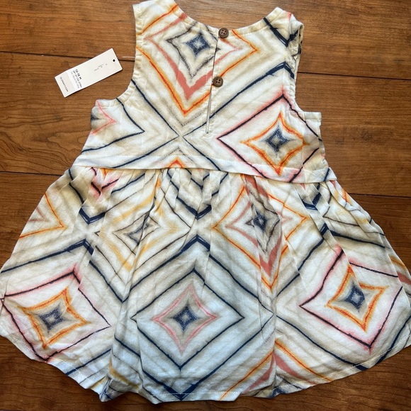 NWT Old Navy baby girl 12-18 months sleeveless dress - Picture 4 of 4